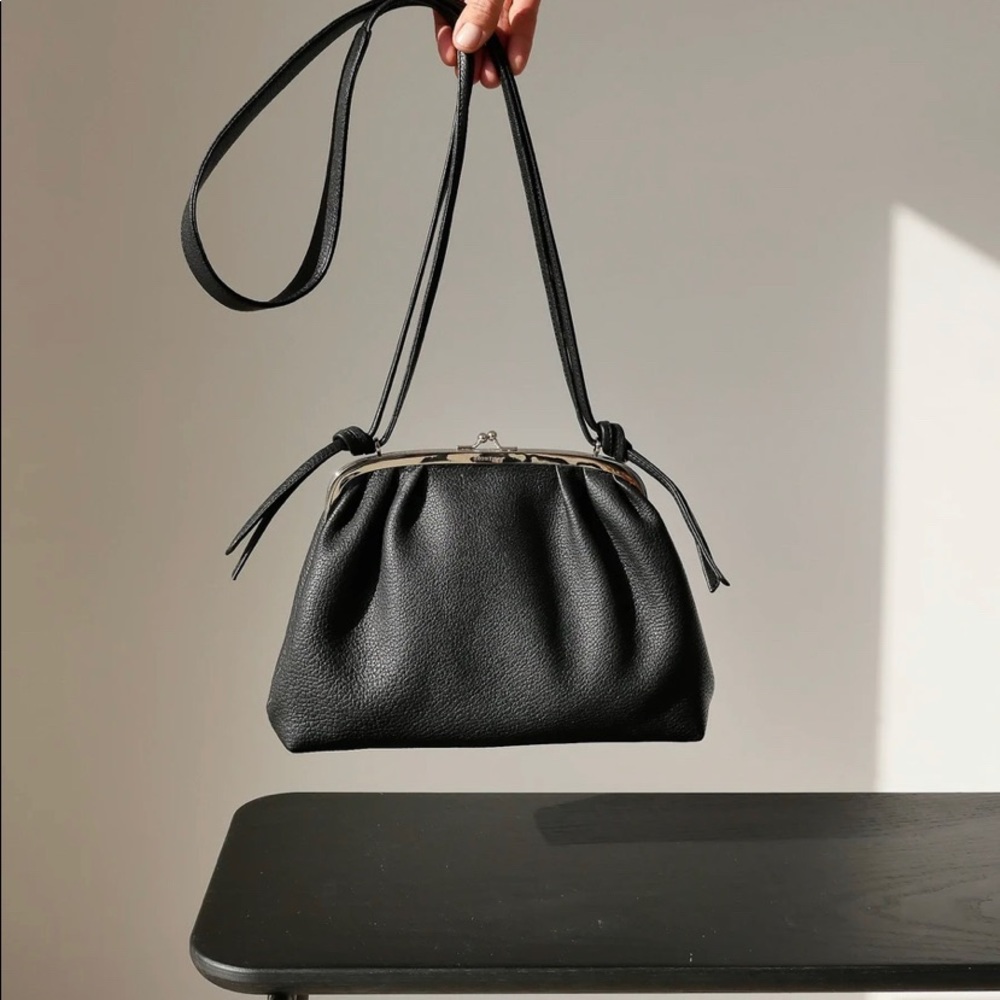 Brontibay Paris Kiss Lock Black Purse in excellent condition.